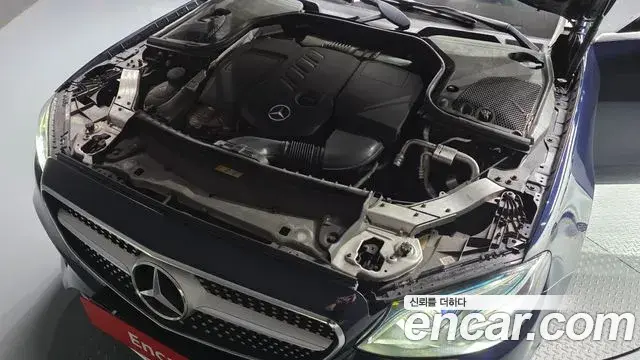 Mercedes-Benz E-Class 2018 — Фото 6/20