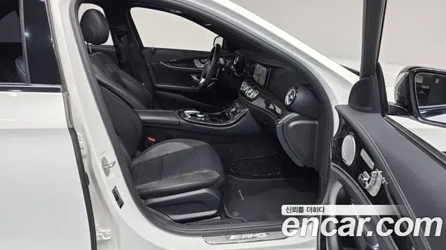 Mercedes-Benz E-Class 2018 — Şəkil 11/20