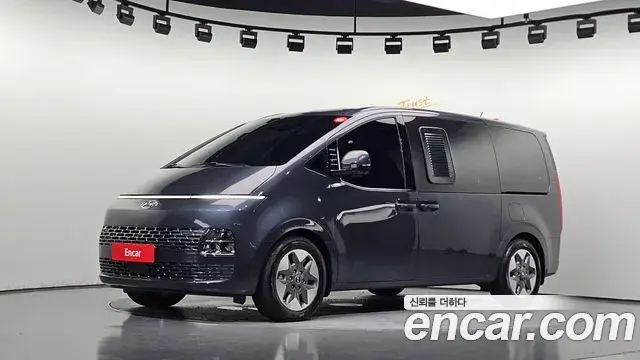Hyundai Staria 2023 — Фото 20/20