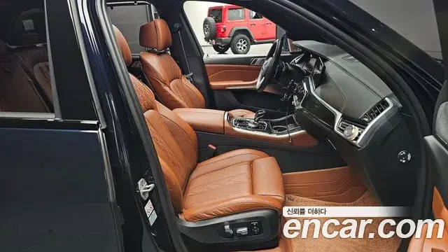 BMW X5 2023 — Photo 10/20