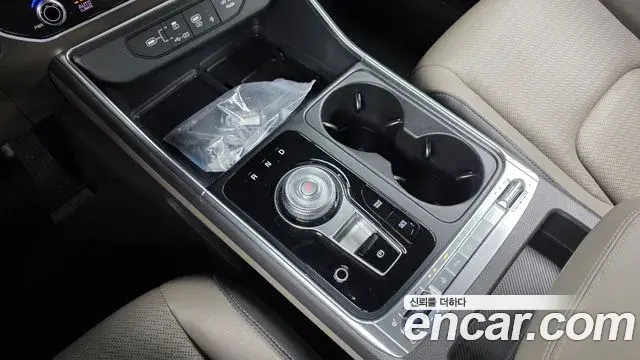 Kia Carnival 2024 — Şəkil 9/20