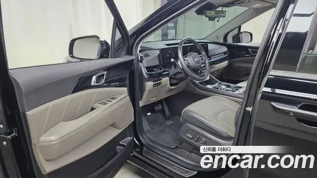 Kia Carnival 2024 — Şəkil 10/20