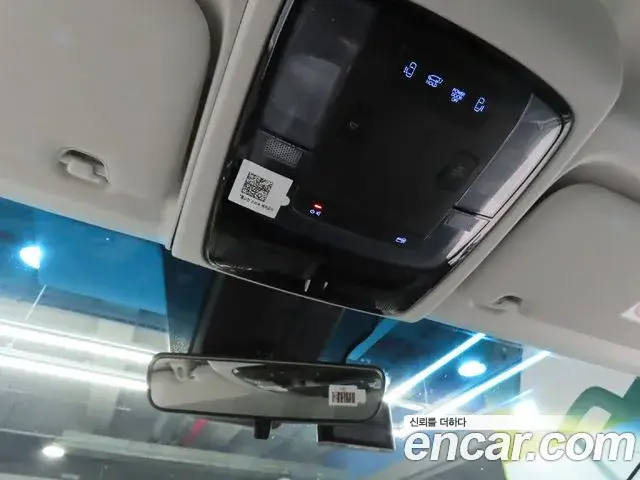 Hyundai Staria 2025 — Фото 16/20