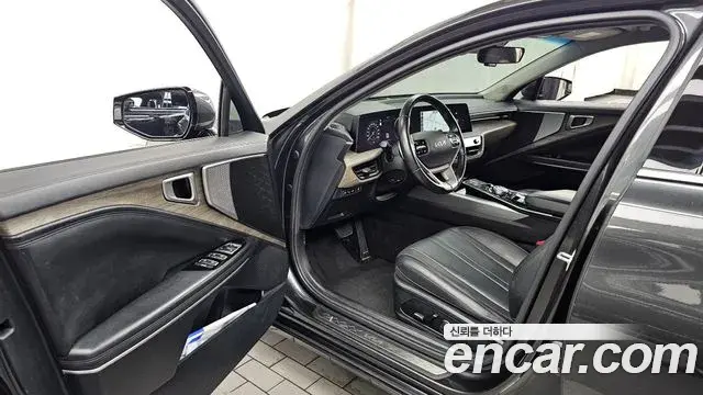 Kia K8 2021 — Şəkil 10/20