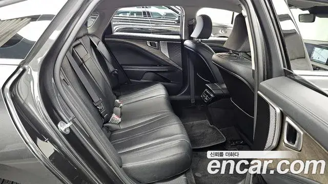 Kia K8 2021 — Şəkil 12/20