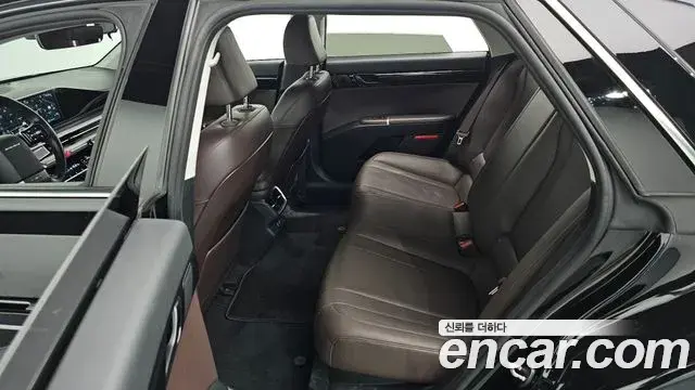 Hyundai Grandeur 2023 — Photo 12/20