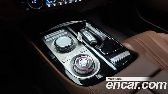 Genesis Electrified G80 2023 — Şəkil 9/20