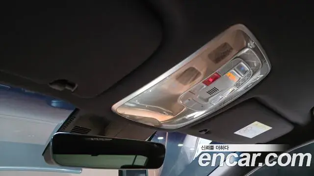 Genesis Electrified G80 2023 — Şəkil 18/20