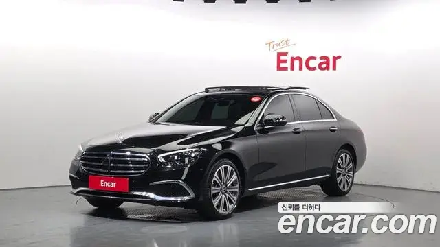 Mercedes-Benz E-Class 2021 — Фото 1/20