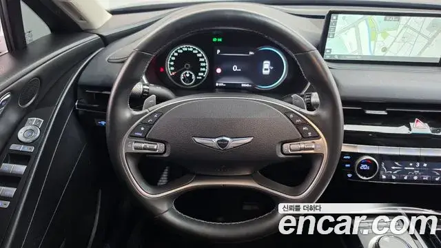 Genesis Electrified G80 2023 — Photo 13/20