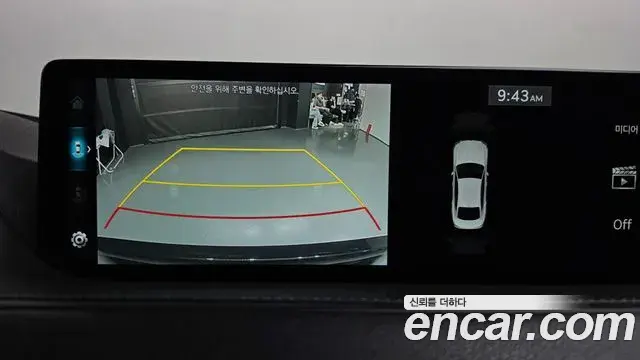 Genesis Electrified G80 2023 — Photo 15/20