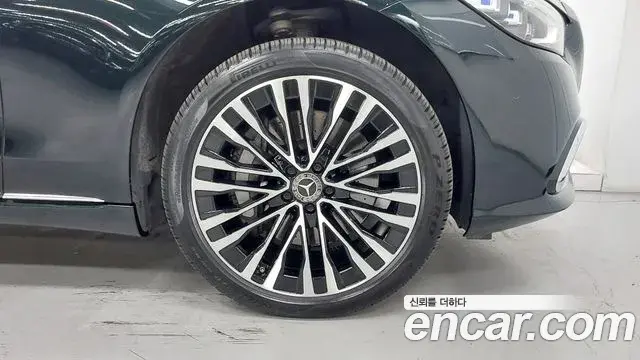 Mercedes-Benz S-Class 2021 — ფოტო 4/18