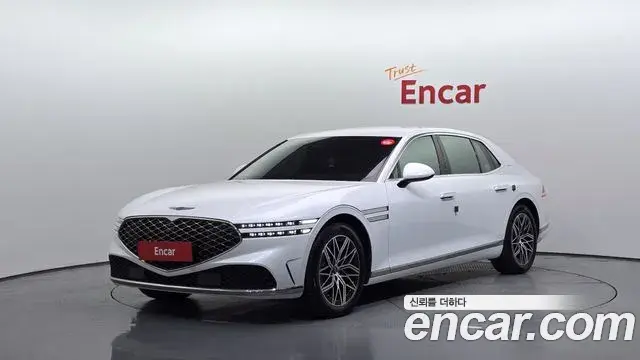 Genesis G90 2023 — Photo 1/20