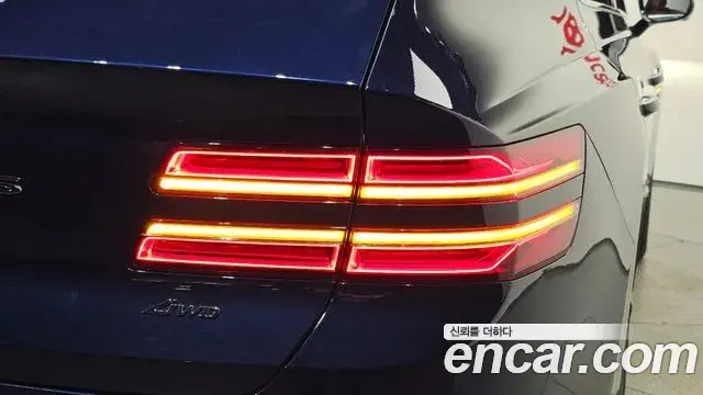 Genesis GV80 2025 — ფოტო 18/38