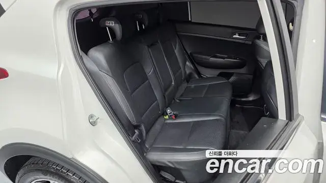 Kia Sportage The Bold 2018 — Şəkil 39/42