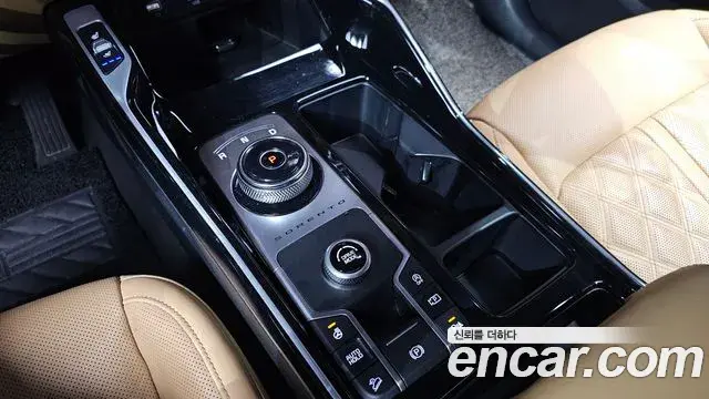 Kia Sorento 2021 — Фото 9/20