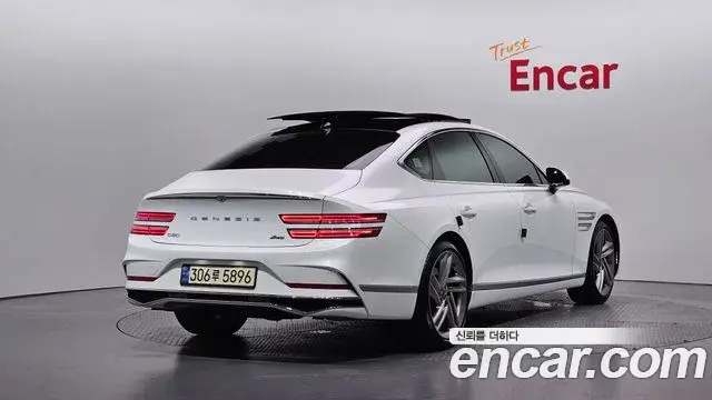 Genesis Electrified G80 2024 — Photo 2/20