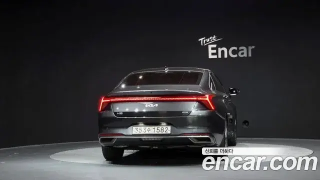 Kia K8 2021 — ფოტო 18/37