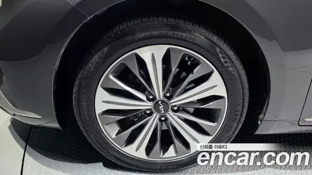 Kia K8 2021 — ფოტო 5/37