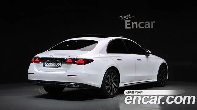 Mercedes-Benz E-Class 2024 — Şəkil 2/20