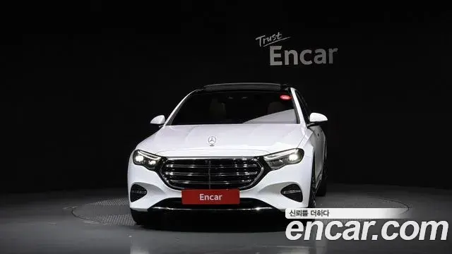 Mercedes-Benz E-Class 2024 — Şəkil 3/20