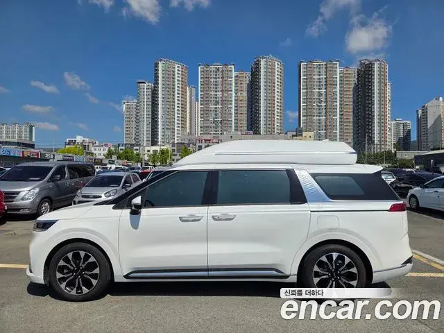 Kia Carnival 2021 — Фото 8/20
