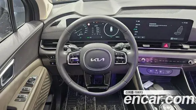 Kia Carnival 2024 — Photo 14/20