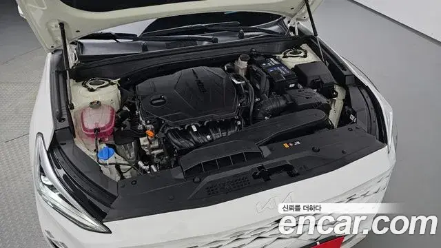 Kia K8 2021 — ფოტო 20/34
