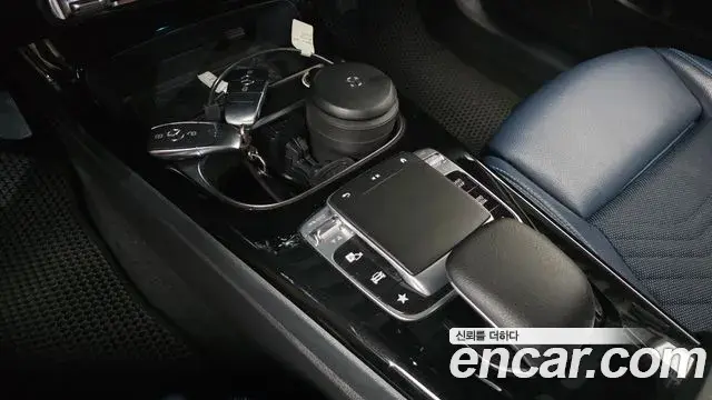 Mercedes-Benz A-Class 2019 — Фото 18/20