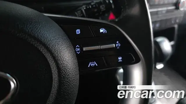 Hyundai Staria 2023 — Фото 18/20