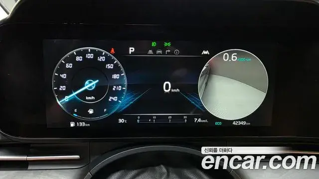 Kia Carnival 2020 — Photo 8/20