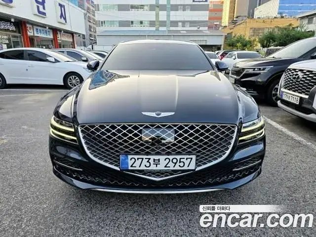 Genesis Electrified G80 2022 — Photo 1/20