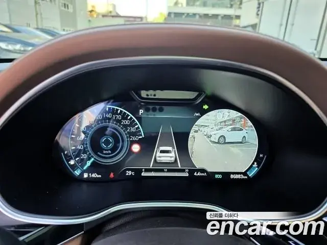 Genesis Electrified G80 2022 — Photo 5/20