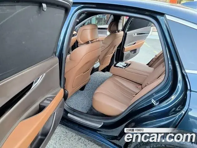 Genesis Electrified G80 2022 — Photo 9/20