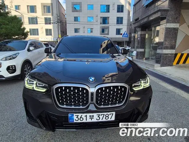 BMW X4 2024 — Фото 10/20