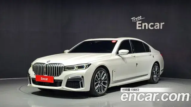 BMW 7 Series 2020 — Фото 1/20