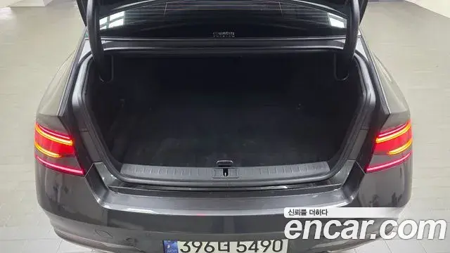 Genesis G90 2024 — Фото 17/20