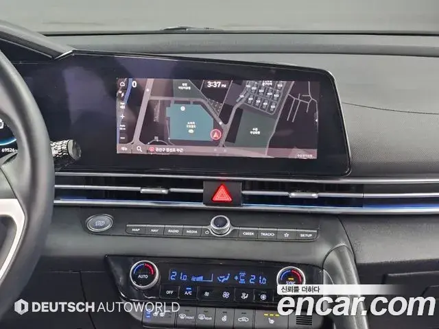 Hyundai Avante 2021 — Photo 10/20