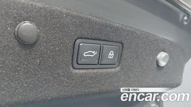 Kia K8 2022 — Şəkil 20/34
