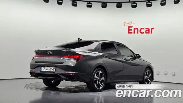 Hyundai Avante, 2022