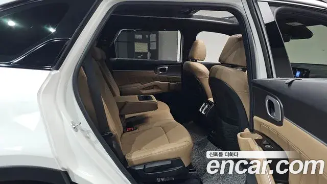 Kia Sorento 2024 — Şəkil 12/20