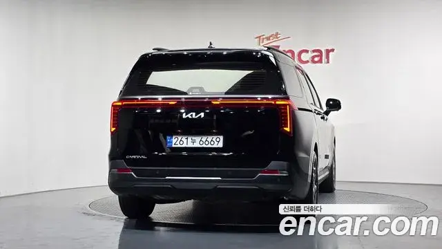 Kia Carnival 2024 — ფოტო 4/20