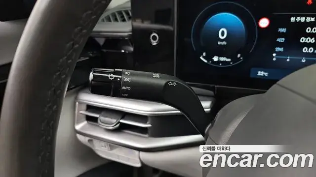 Hyundai Grandeur 2023 — Фото 17/20