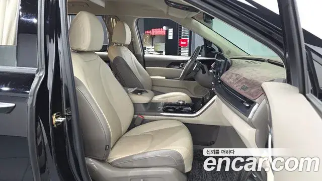Kia Carnival 2022 — Şəkil 11/20