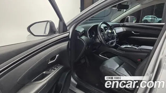 Hyundai The New Tucson 2023 — Фото 10/20