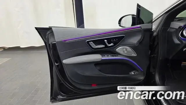 Mercedes-Benz EQS 2022 — Şəkil 23/38
