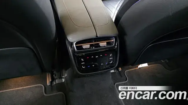 Mercedes-Benz EQS 2022 — Şəkil 30/38