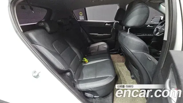 Kia Sportage The Bold 2019 — Şəkil 28/30