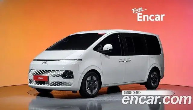 Hyundai Staria, 2023