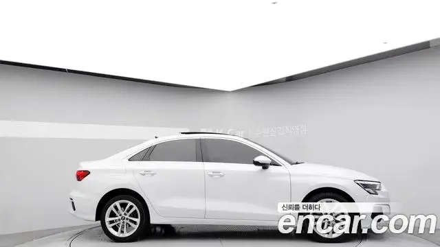 Audi A3 2022 — Фото 7/20